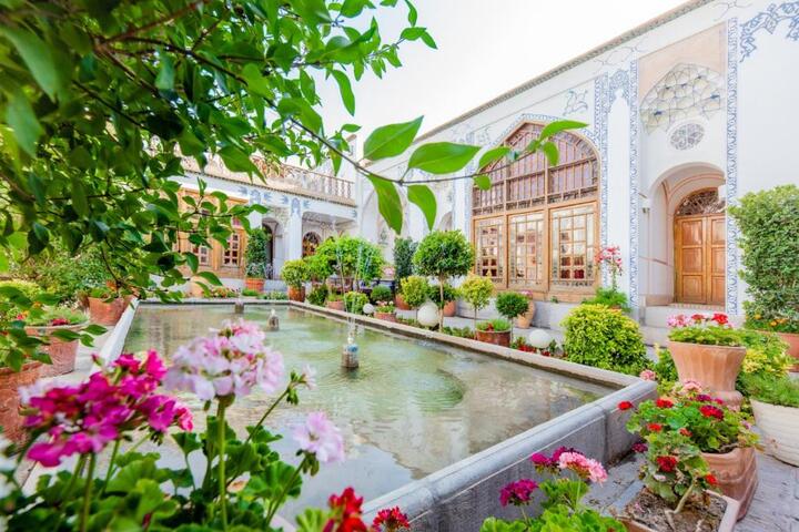 Traditional Isfahan
